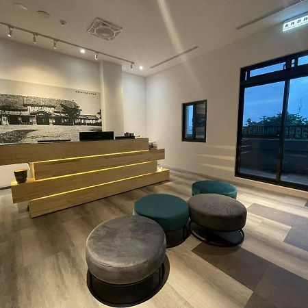 One Night Hostel Yilan Exteriör bild
